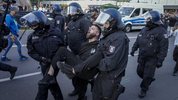 Alman polisinden Filistin'e destek eylemine sert müdahale