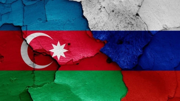 Azerbaycan'dan Rusya kararı! Süre yarıya indirildi