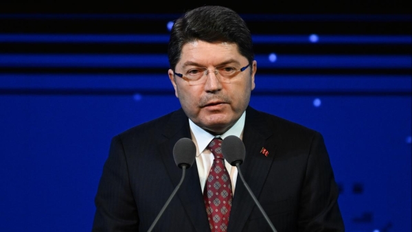 Bakan Tunç: Sokak çağrıları hukuk dışıdır ve asla kabul edilemez