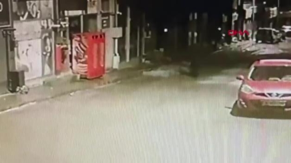Başına buz kütlesi düşen genç hayatını kaybetti!