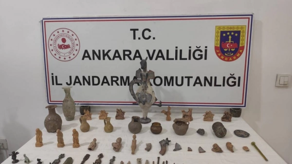 Başkentte tarihi eser operasyonu: 69 obje ele geçirildi