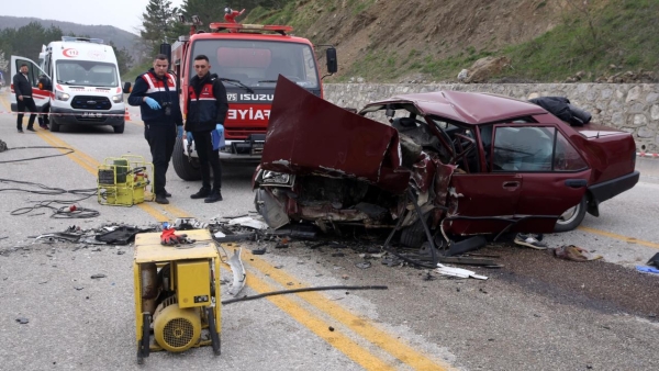 Bayram tatilinin 5'inci gününde 583 trafik kazası: 13 ölü, 959 yaralı