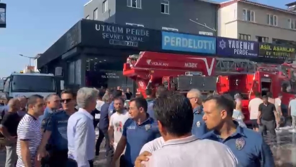 Bursa'da yangına müdahale eden itfaiye ekiplerine saldırdılar