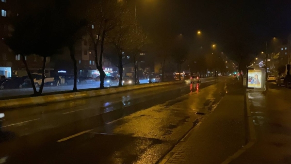 SON DAKİKA! Çanakkale Ayvacık açıklarında 5.2 büyüklüğünde deprem