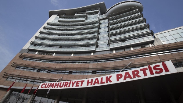 CHP'nin İstanbul kongresi iptal edildi