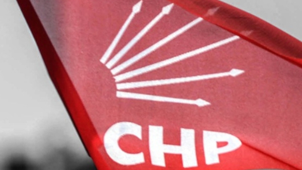 CHP'nin kurultay davasına bakan mahkeme, AYM'ye başvurdu