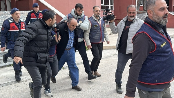 Çorum'da kan donduran cinayet: Eşinin ablasını öldürüp altınlarını çaldı
