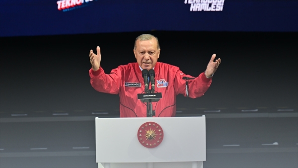 Cumhurbaşkanı Erdoğan: Kudüs'ten çakıl taşı bile vermeyiz