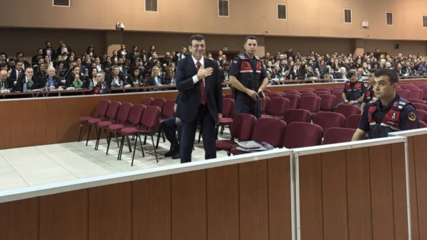 Ekrem İmamoğlu'nun ‘sahte diploma' davası 20 Ekim'e ertelendi