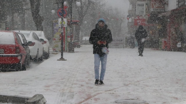 Hava sıcaklığı 59 ilde 10 derecenin altına düştü