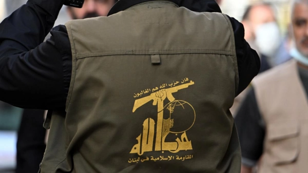 Hizbullah, İsrail'in kuzeyinde askeri üs ve yerleşim yerlerini hedef aldığını duyurdu