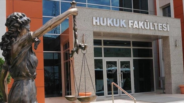 Hukuk fakültelerine giriş sıralaması barajı 125 bin oldu