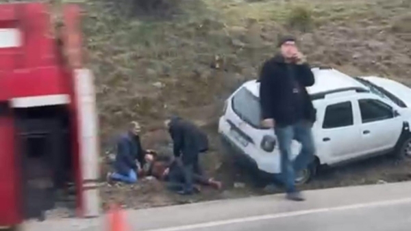 Isparta'da takla atan otomobildeki yolcu kazayı gülerek anlattı