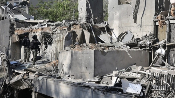 İsrailli bakan, İran füzelerinin hastaneye isabet etmesine tepki gösterdi