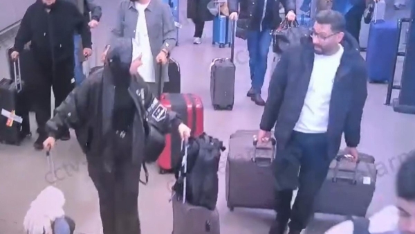 İstanbul'a gelen Ürdünlü turistler, Beşiktaş'ta uyuşturucu alırken yakalandı