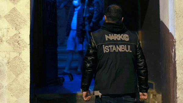 İstanbul'da 3,5 ton metamfetamin ele geçirildi, 6 zehir taciri yakalandı