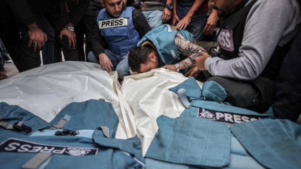 Katil İsrail, aralık ayında 10 Filistinli gazeteciyi öldürdü