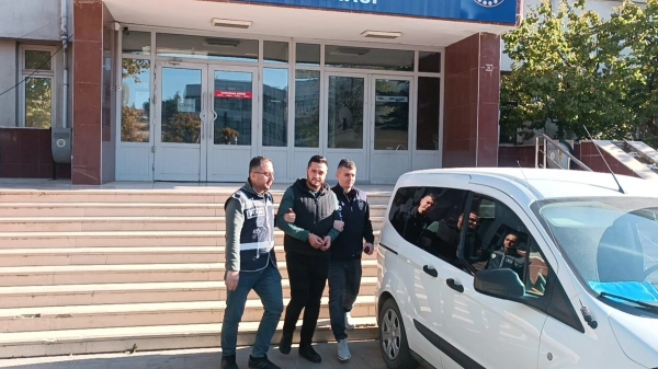 Kırıkkale'de boşanma aşamasındaki eşini iki bacağından vurdu