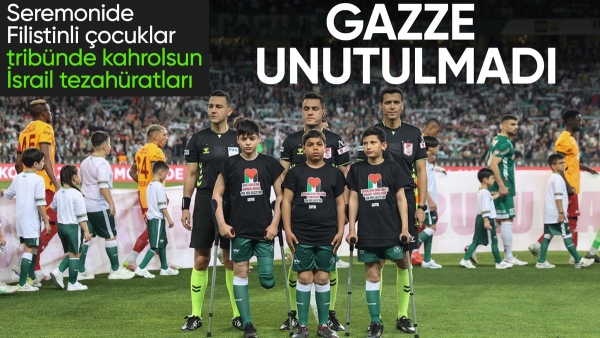 Konyaspor - Galatasaray maçında Gazzeli çocuklarla seremoniye çıkıldı