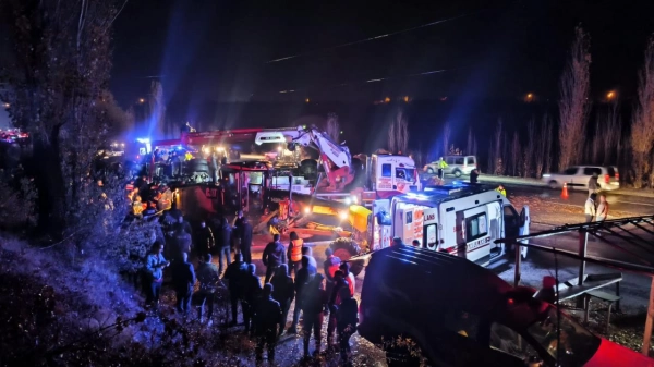 Malatya'da tırın çarptığı polislerden 1’i şehit oldu 1’i yaralandı