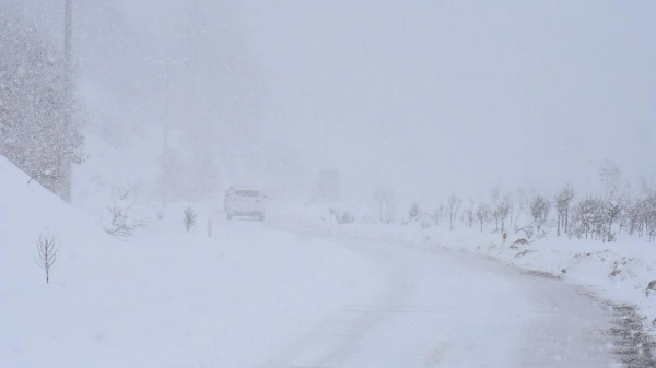 Meteoroloji 48 ili uyardı: Fırtına, sağanak ve kar geliyor