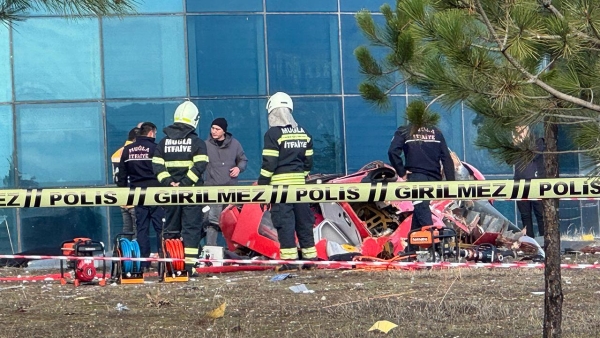 Muğla'da Sağlık Bakanlığı'na ait ambulans helikopter düştü: 4 ölü