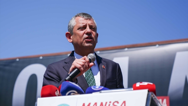Özgür Özel ve Cüneyt Özdemir arasında Soma kavgası