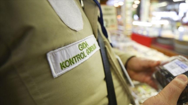 Salamda domuz eti, kıymada kanatlı eti çıktı