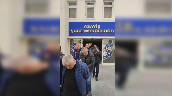 Şantaj ve tehditle 17 milyon liralık vurgun yapan çete çökertildi