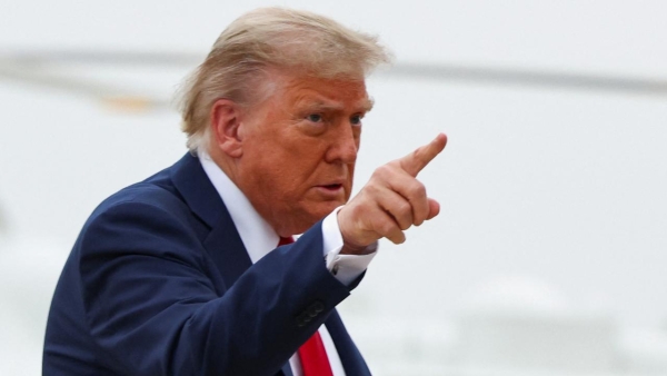 Trump: Yarı iletken ithalatına yüzde 100 oranında tarife uygulayacak