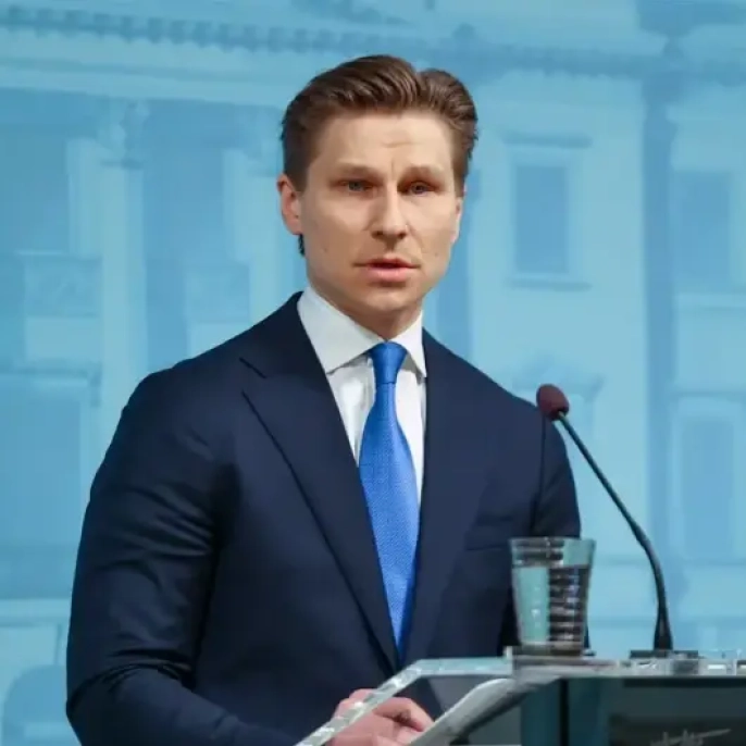 Finlandiya'dan tarihi adım: Nükleer silah yasağı kalkıyor mu?