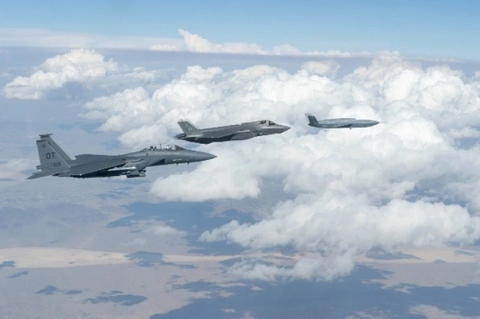 FQ-42 Vengeance ABD Hava Kuvvetleri'ne teslim edildi
