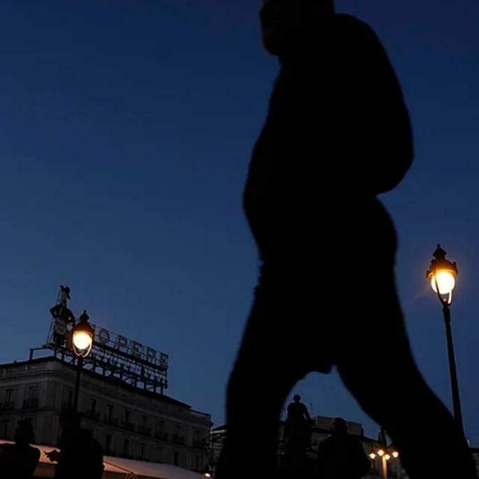 Fransa'da Goretti Fırtınası hayatı felç etti: 320 bin ev karanlıkta kaldı