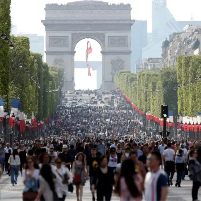 Fransa'da tarihi dönüm noktası: Ölüm sayısı doğumu geçti, nüfus artışı durma noktasına geldi