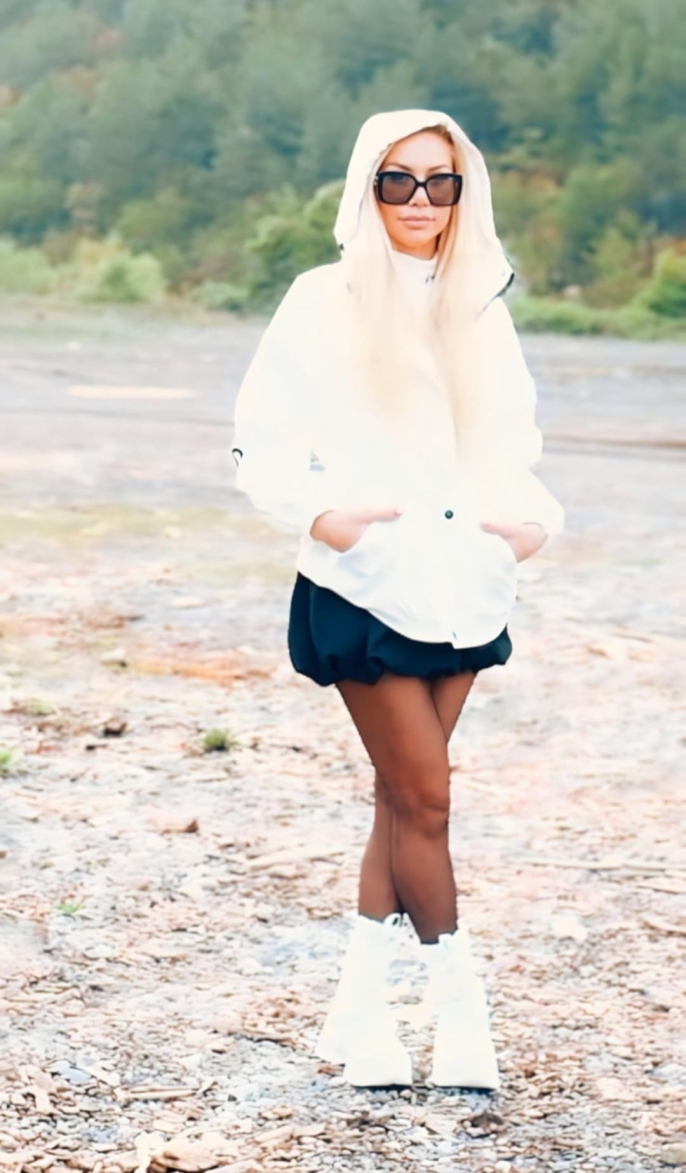 Fulya Ünal, Güllü'nün anısını sahnede yaşatıyor - 2