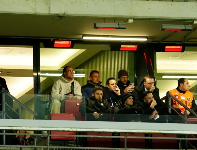 Galatasaray'ın yeni transferi Noa Lang, ilk maçını tribünden izledi