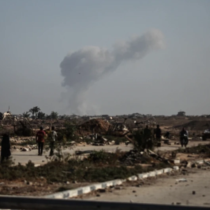 Gazze'de dehşet sürüyor: İsrail saldırısı 3 Filistinliyi vurdu