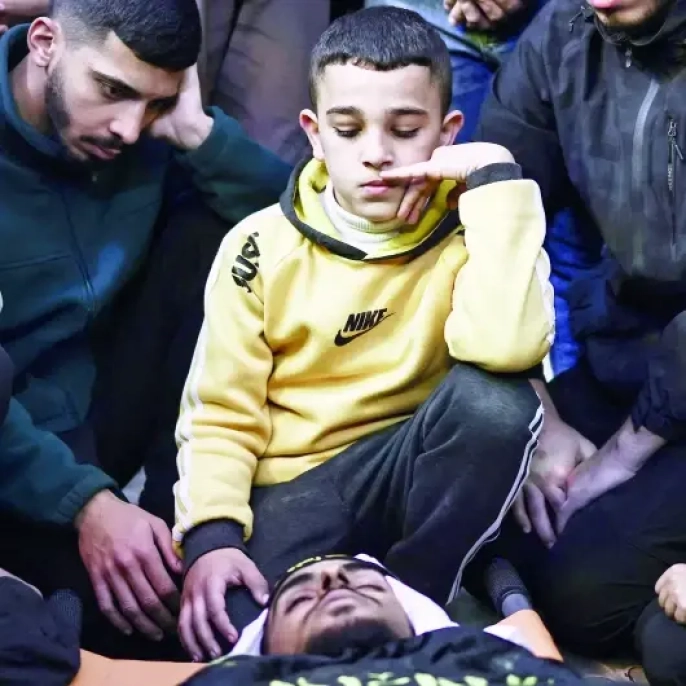 Gazze'de hayat durdu: Anneler dul, çocuklar yetim kaldı