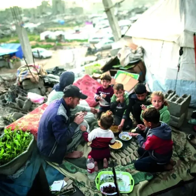 Gazze'de iki milyon Filistinli Ramazan'ı çadırda geçiriyor