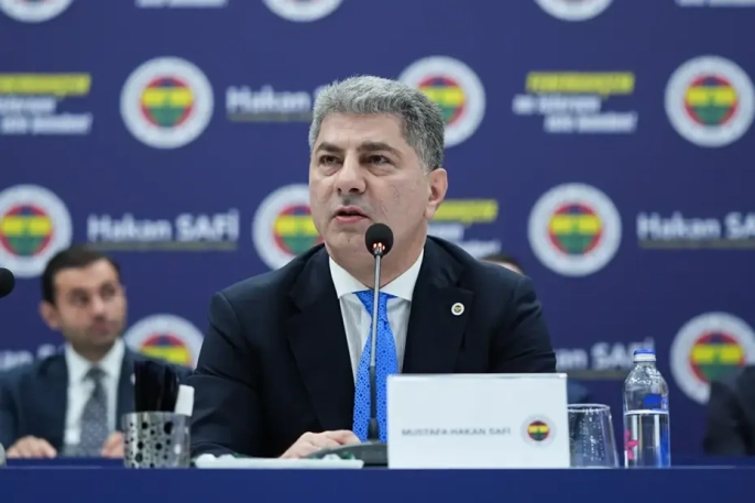 Hakan Safi, Aziz Yıldırım'ın birleşme çağrısına çarpıcı yanıt verdi: 'Elimizi sıkmadı!