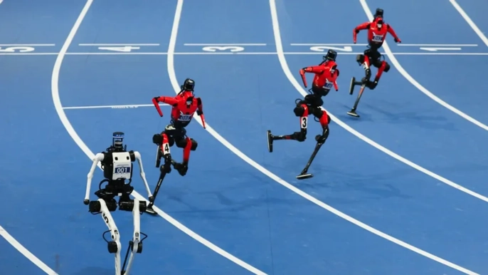 İnsansı robot 100 metreyi Usain Bolt'tan hızlı koştu - 1