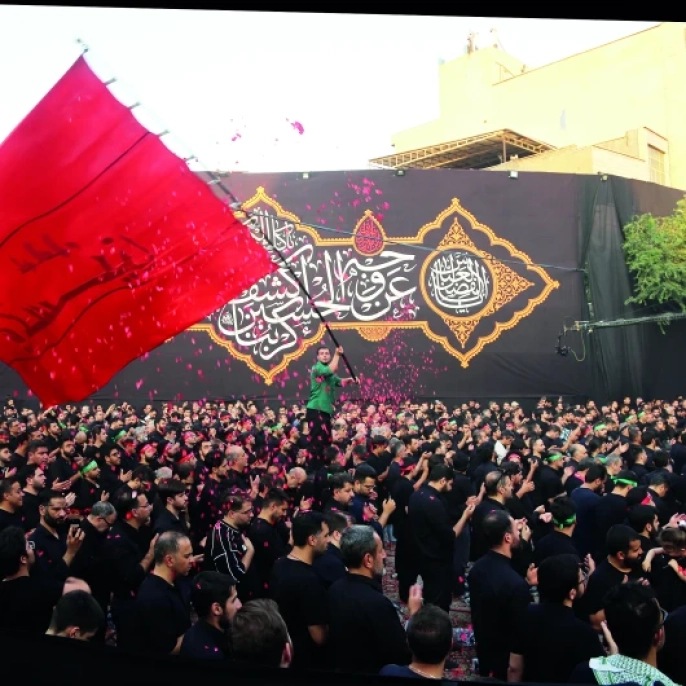 İran'da yas ve öfke: Hamaney için toplanan kalabalık 'intikam' sloganları attı
