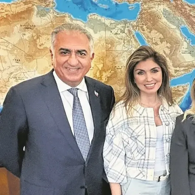 İran'ın sürgündeki şahının oğlu Pehlevi'den şaşırtan İsrail ziyareti: Su krizi mi sebep oldu?