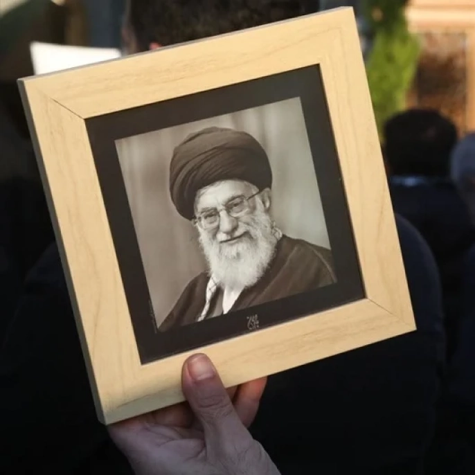 İran Ordu Komutanı'ndan şok açıklama: 'Hamaney'in intikamı alınacak!