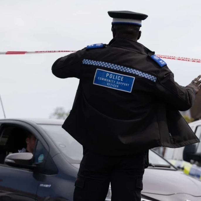 İsrail, İngiltere'deki Yahudilere göç çağrısında bulundu