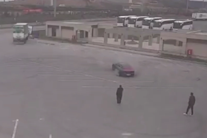İstanbul'da drift atan 2 sürücü yakalandı, ehliyetlerine el konuldu