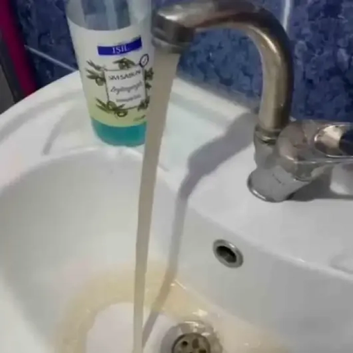 İstanbul'da musluklardan korkutan manzara: Kirli su paniği!