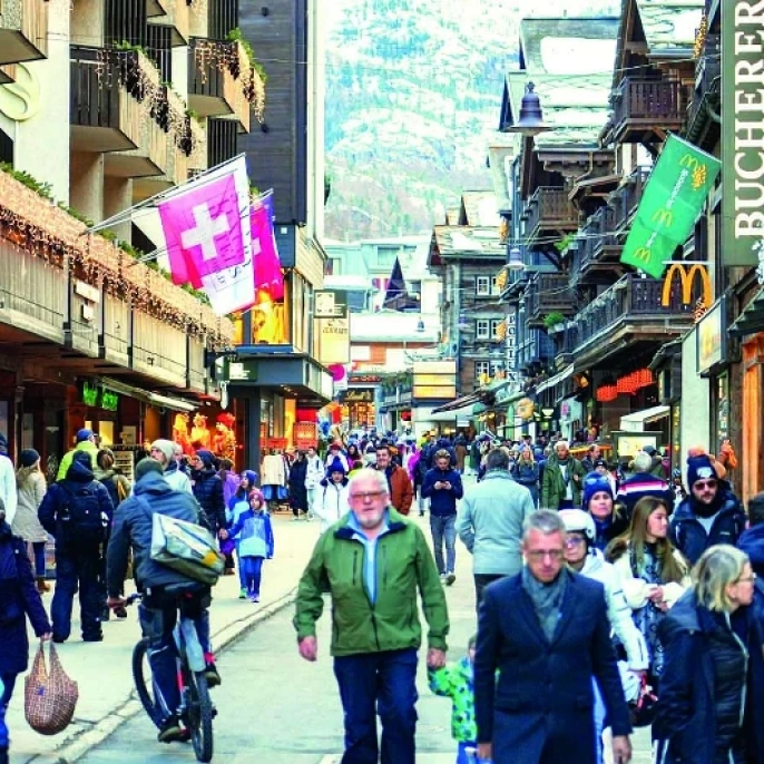İsviçre'de tarihi nüfus referandumu: 10 milyon sınırı ne anlama geliyor?