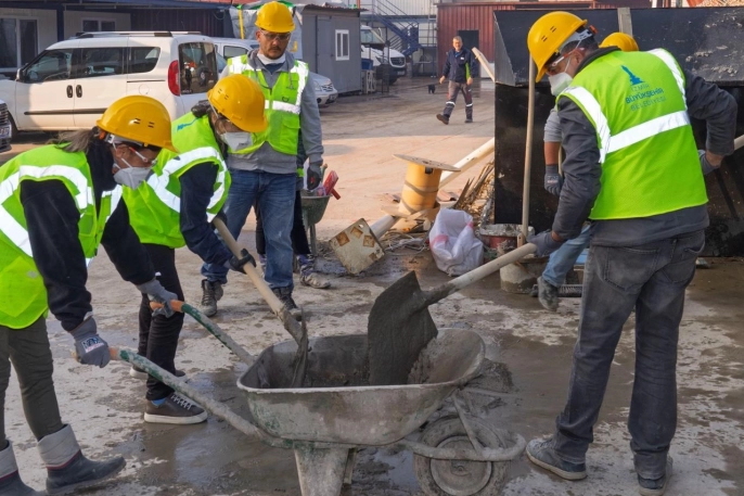 İzmir'de Nitelikli İstihdam Havuzu Oluşturuluyor: Liyakat ve Şeffaflık Vurgusu