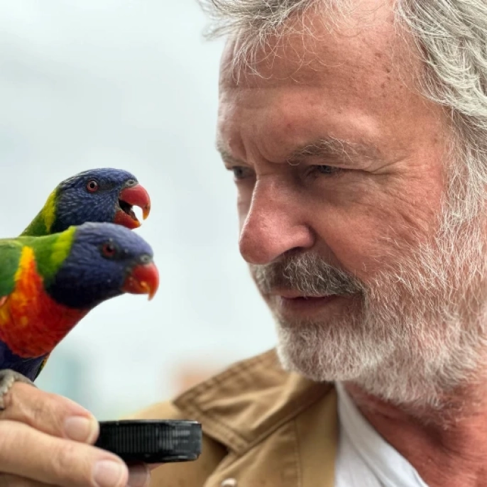 Jurassic Park'ın sevilen yüzü Sam Neill, 78 yaşında hayata gözlerini yumdu; ailesinden yürek burkan açıklama